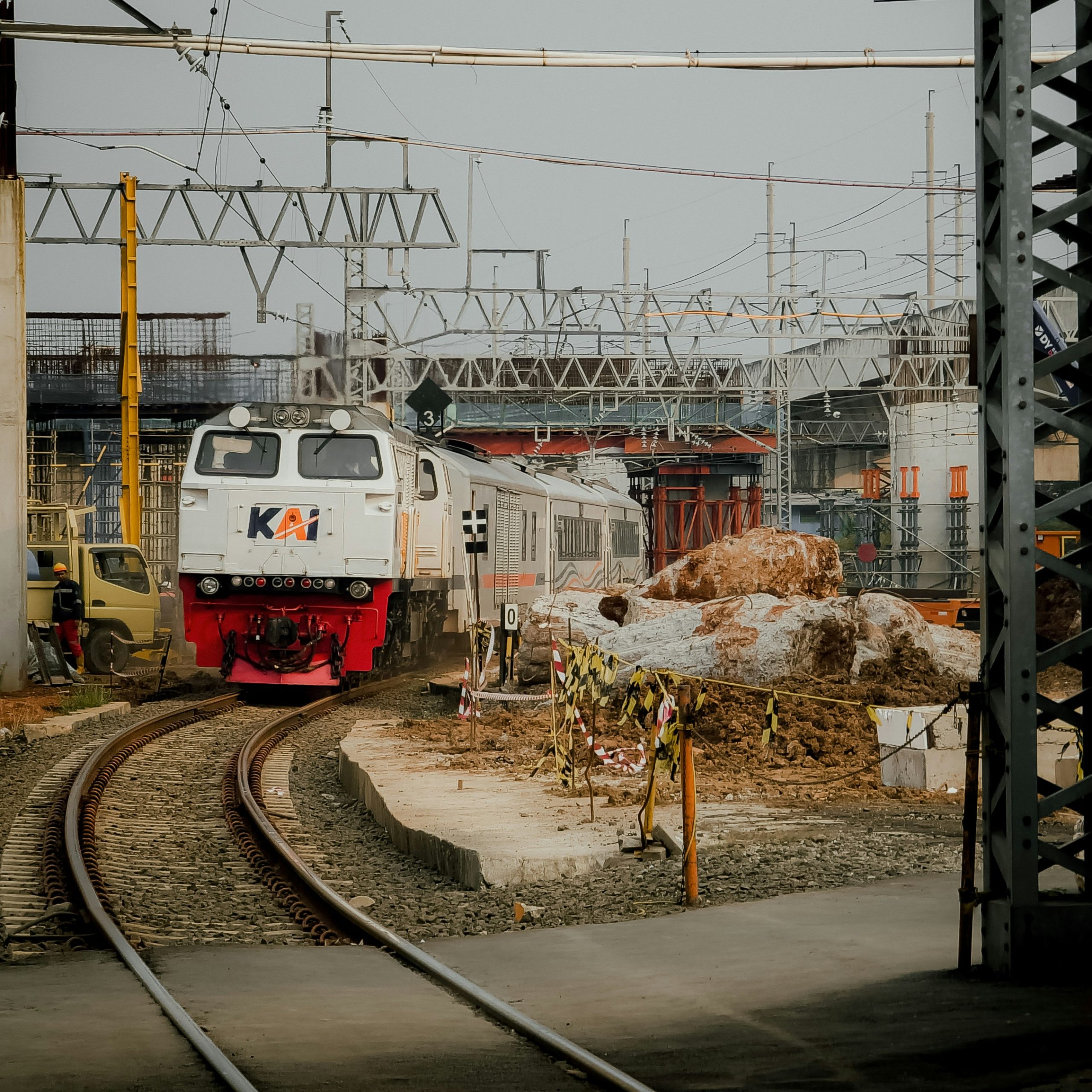 fasyah halim pe1x7vmcrw4 unsplash